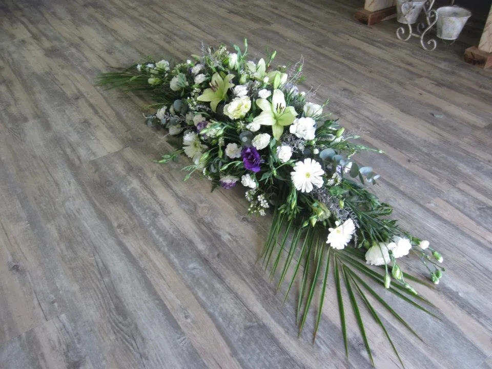 Funeral tribute by Blumenkorb Florist