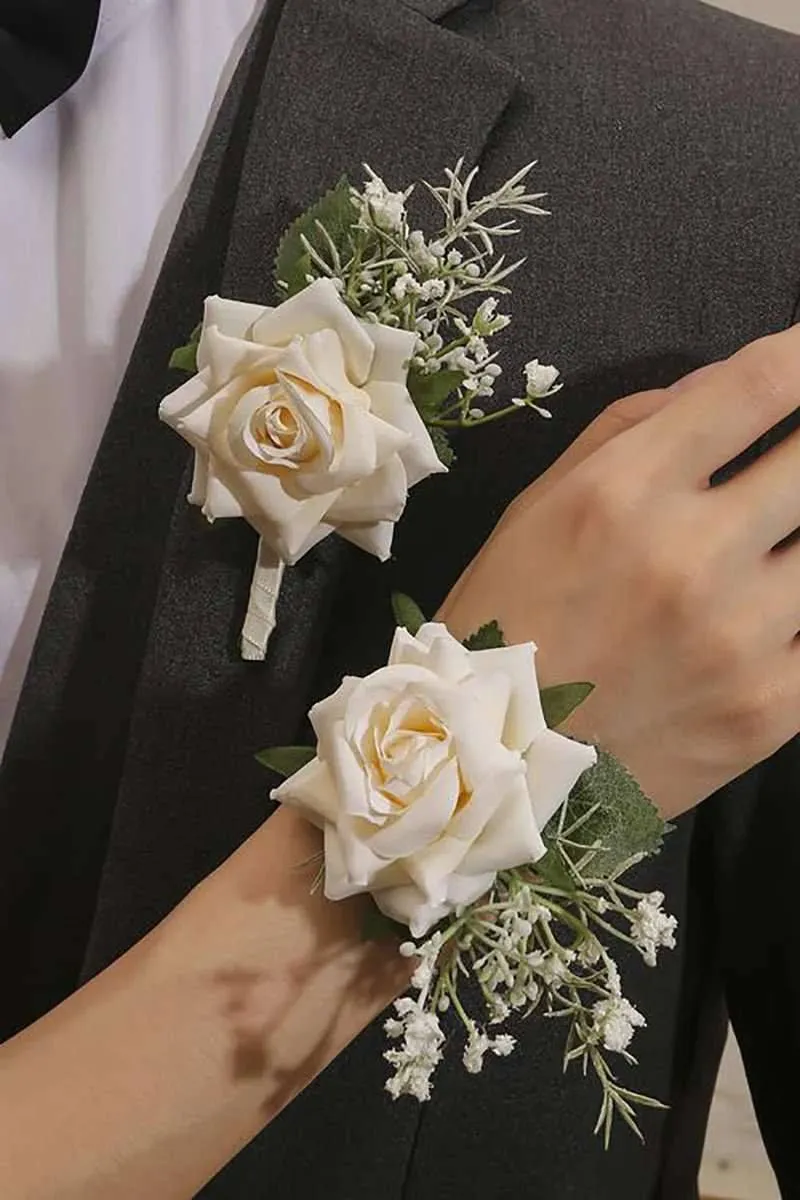 Bridal bouquet by Blumenkorb Florist
